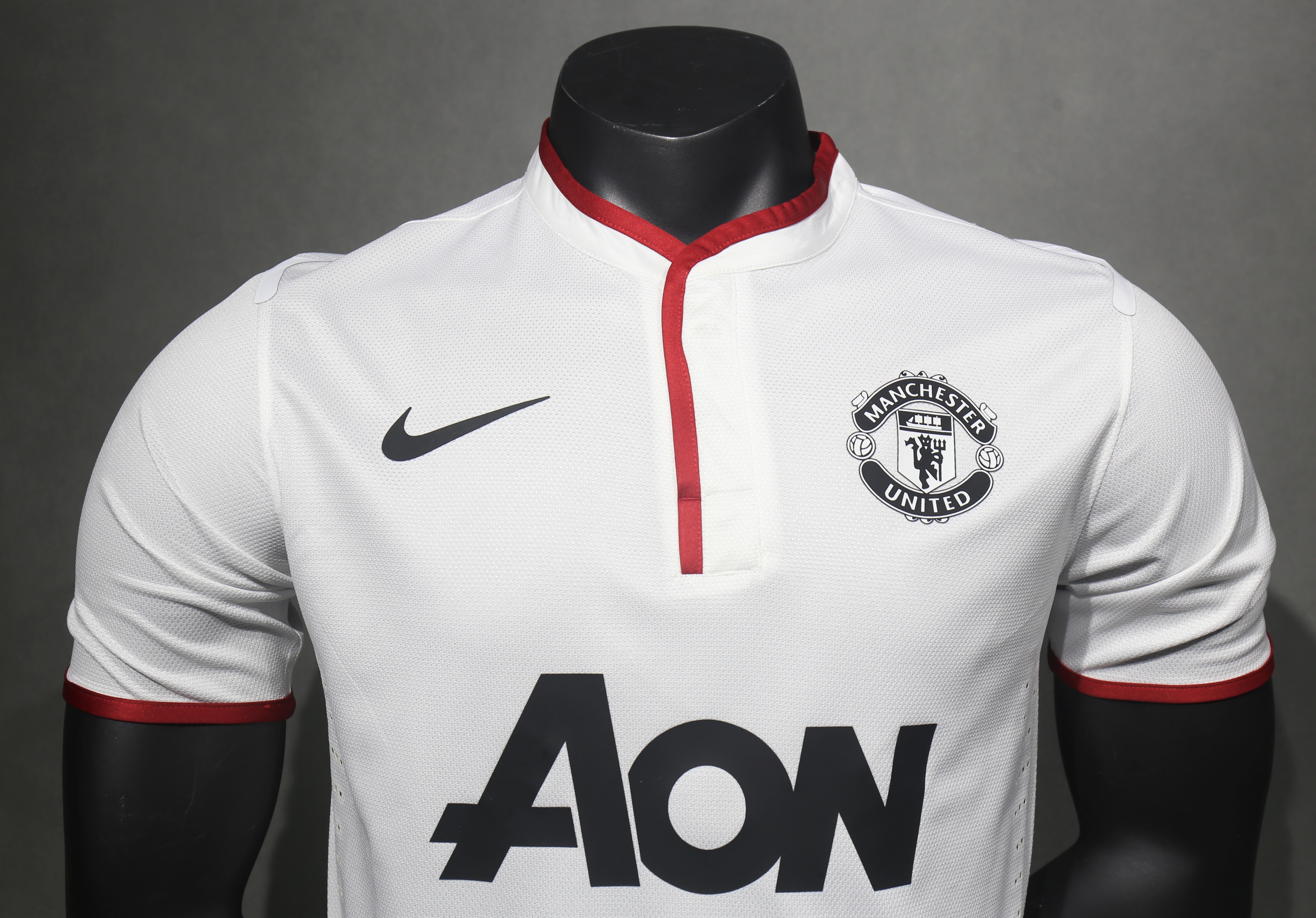 12-13 Manchester United Away Retro Jersey Player Edition - view 8