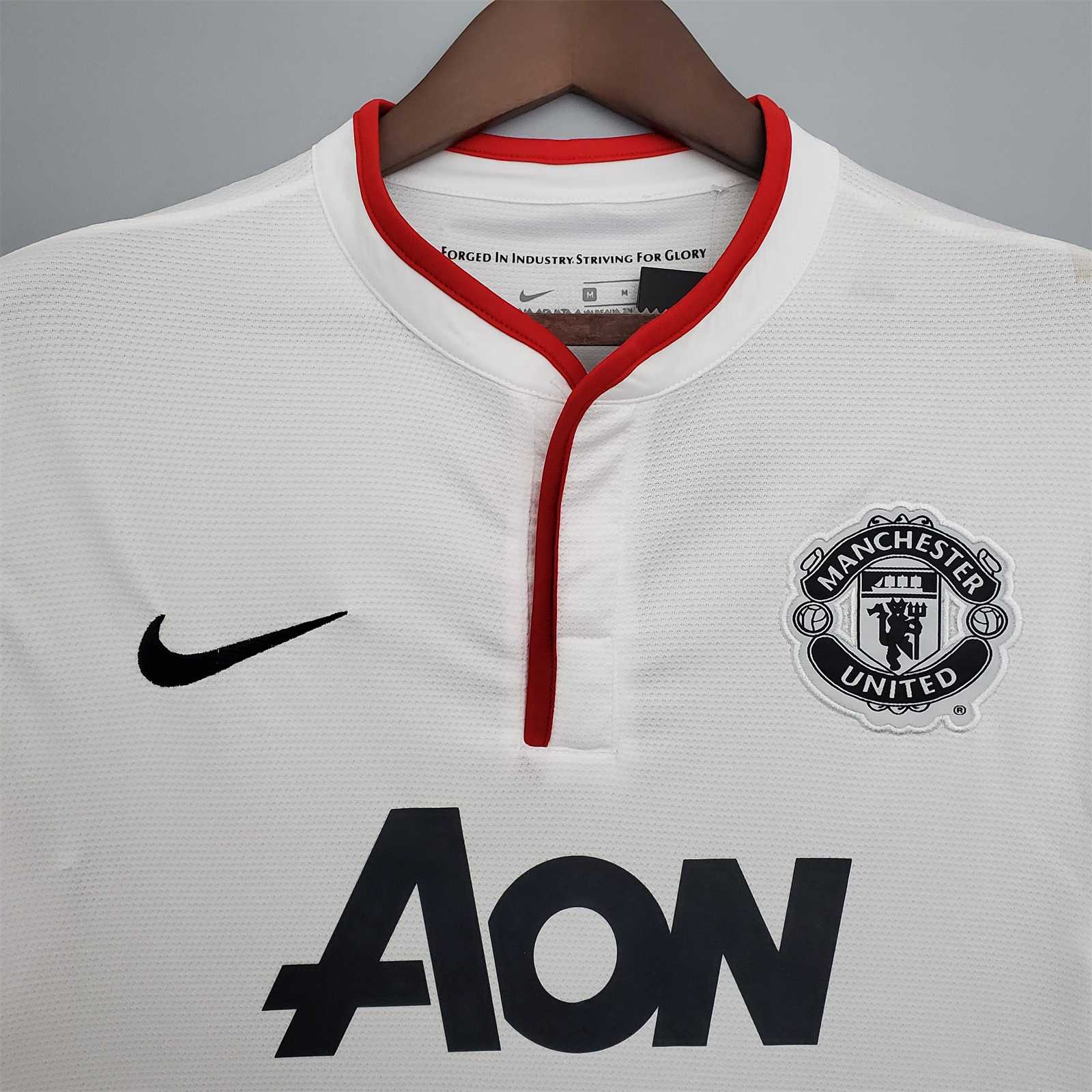 12-13 Manchester United Away Retro Jersey - view 9