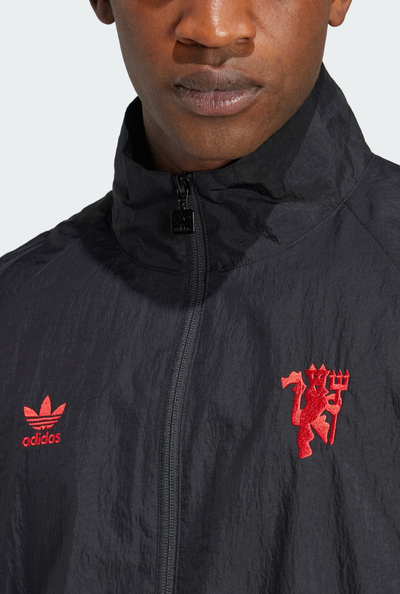 2024-2025 Manchester United Retro Jersey Windbreaker Top+Pants Grey - view 4