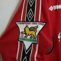1998-1999 Manchester United Home Retro Jersey Long Sleeve - view 4