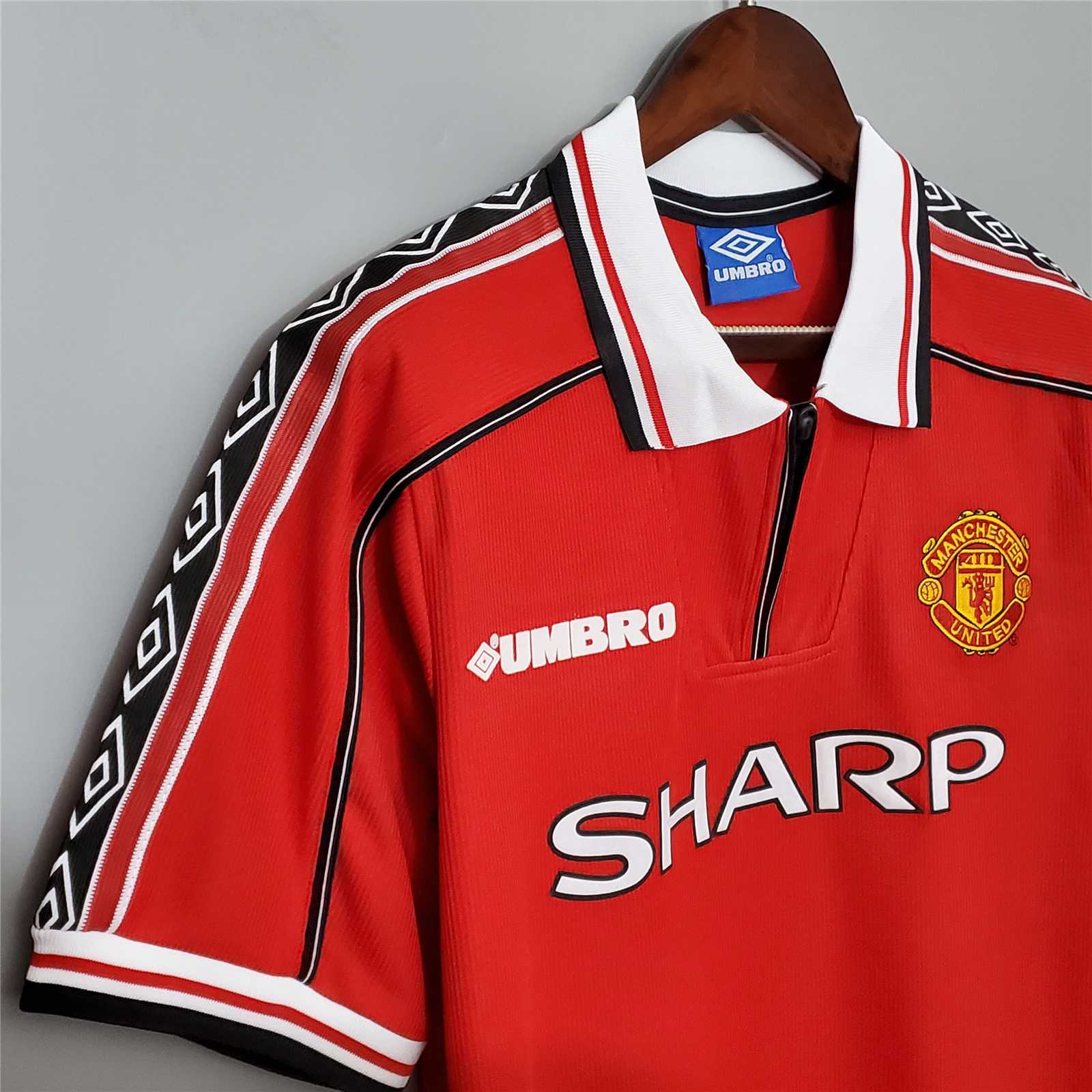 1998-1999 Manchester United Home Retro Jersey - view 8
