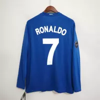 08-09 Manchester United Home Retro Jersey Long Sleeve - view 16