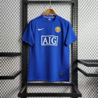 08-09 Manchester United Home Retro Jersey - view 1