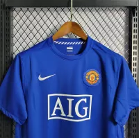 08-09 Manchester United Home Retro Jersey - view 5