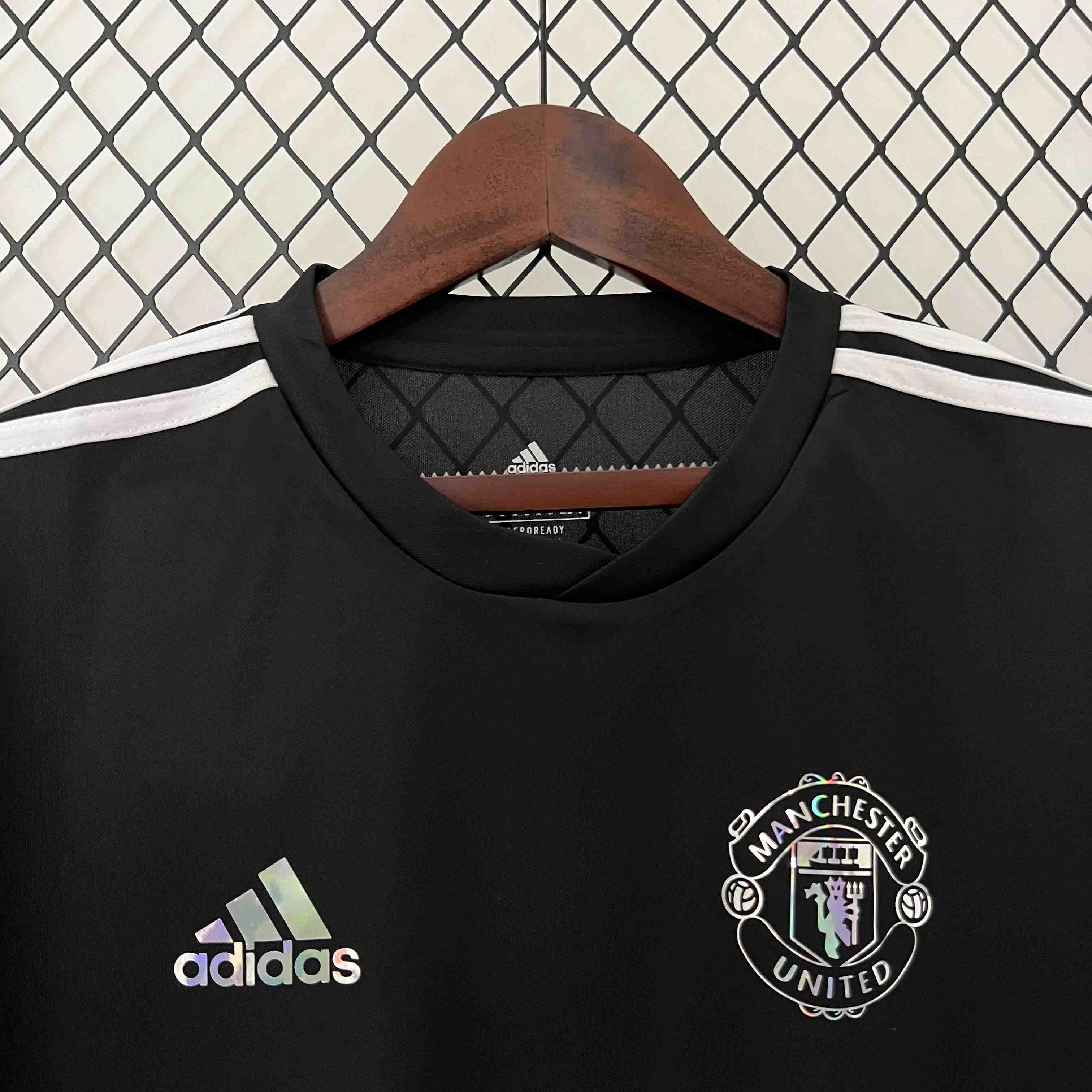 24-25 Manchester United  Joint Edition Black Kit Shirt - view 6