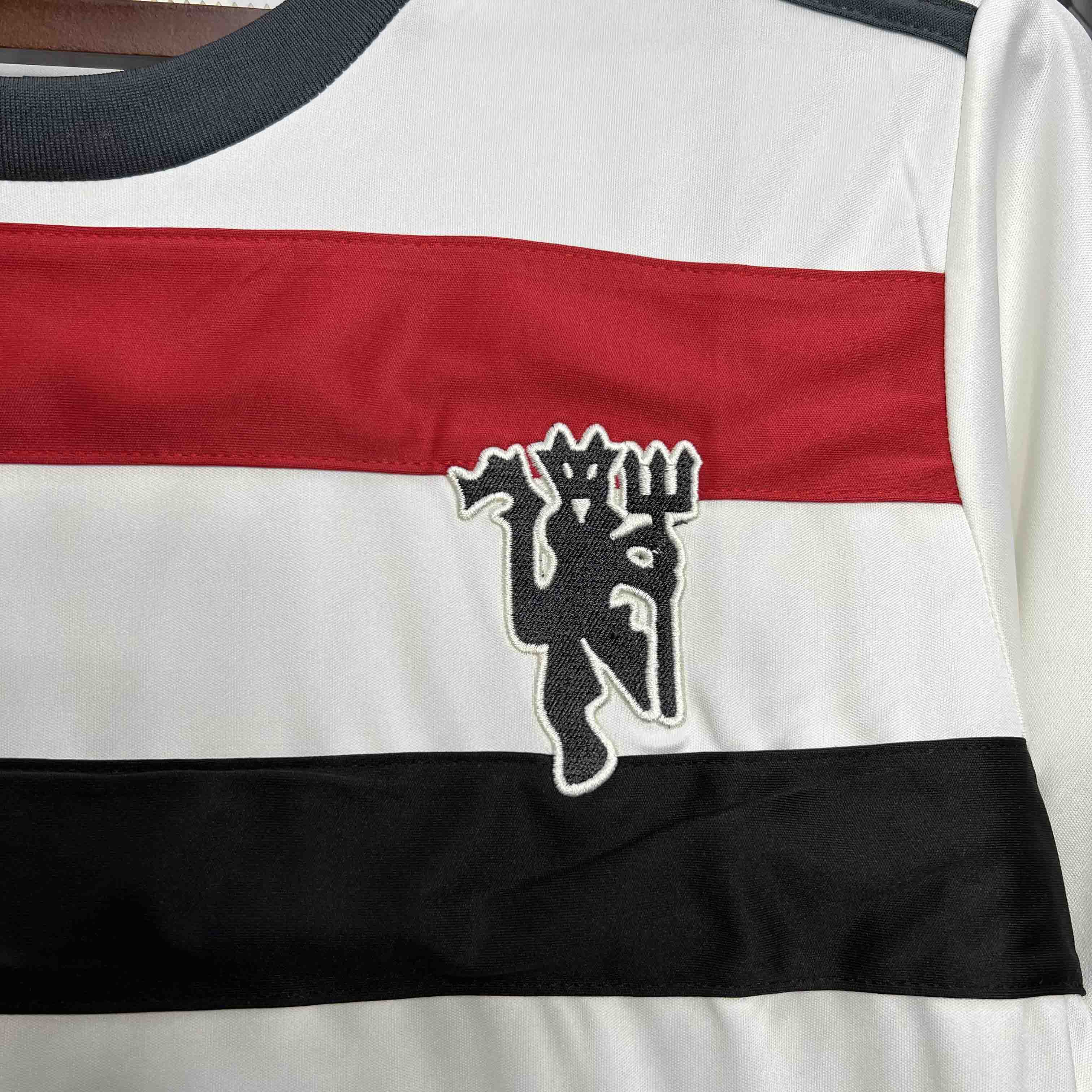 24-25 Manchester United Third Away Fan Version - view 6