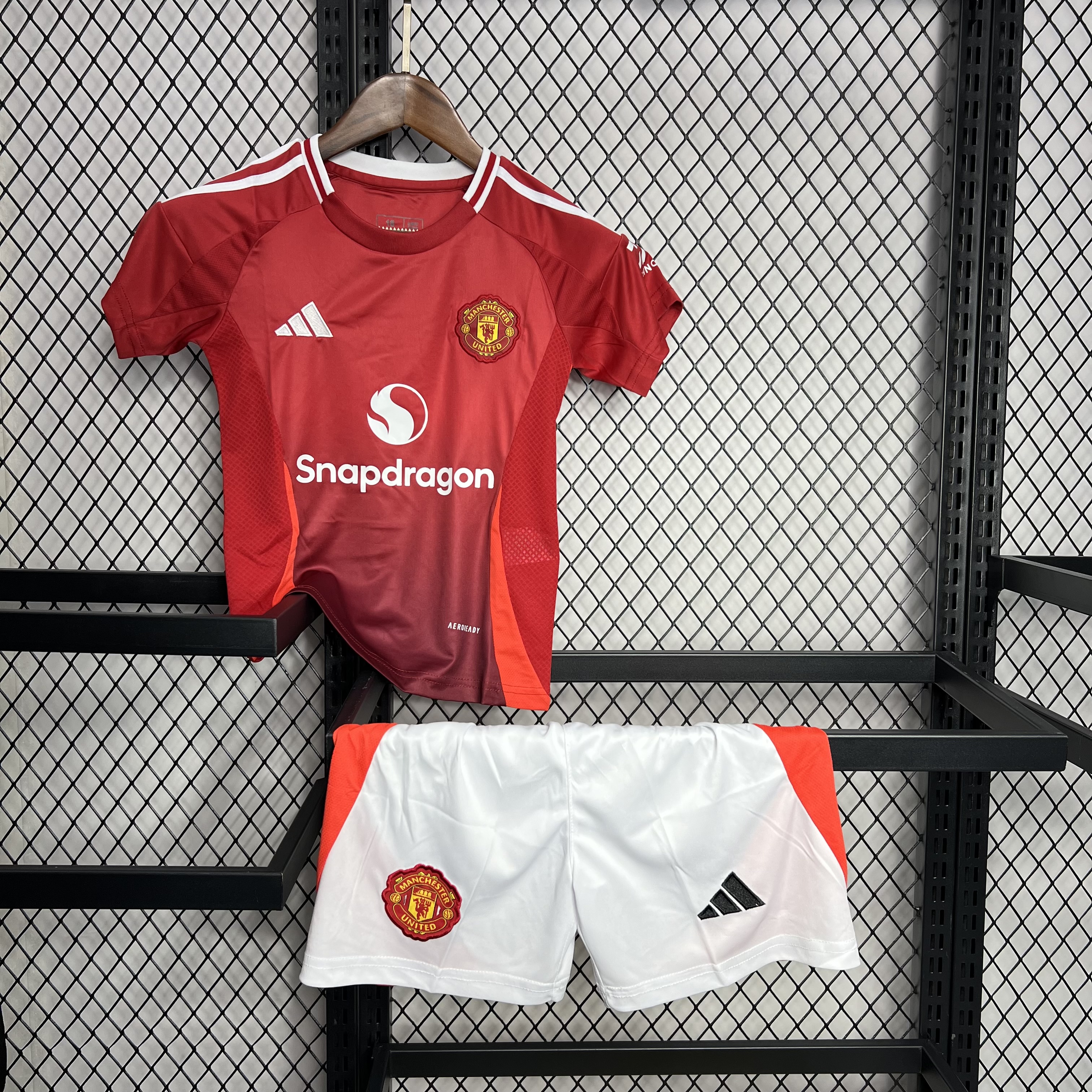 24-25 Manchester United Home Kids Jersey+Shorts - view 5