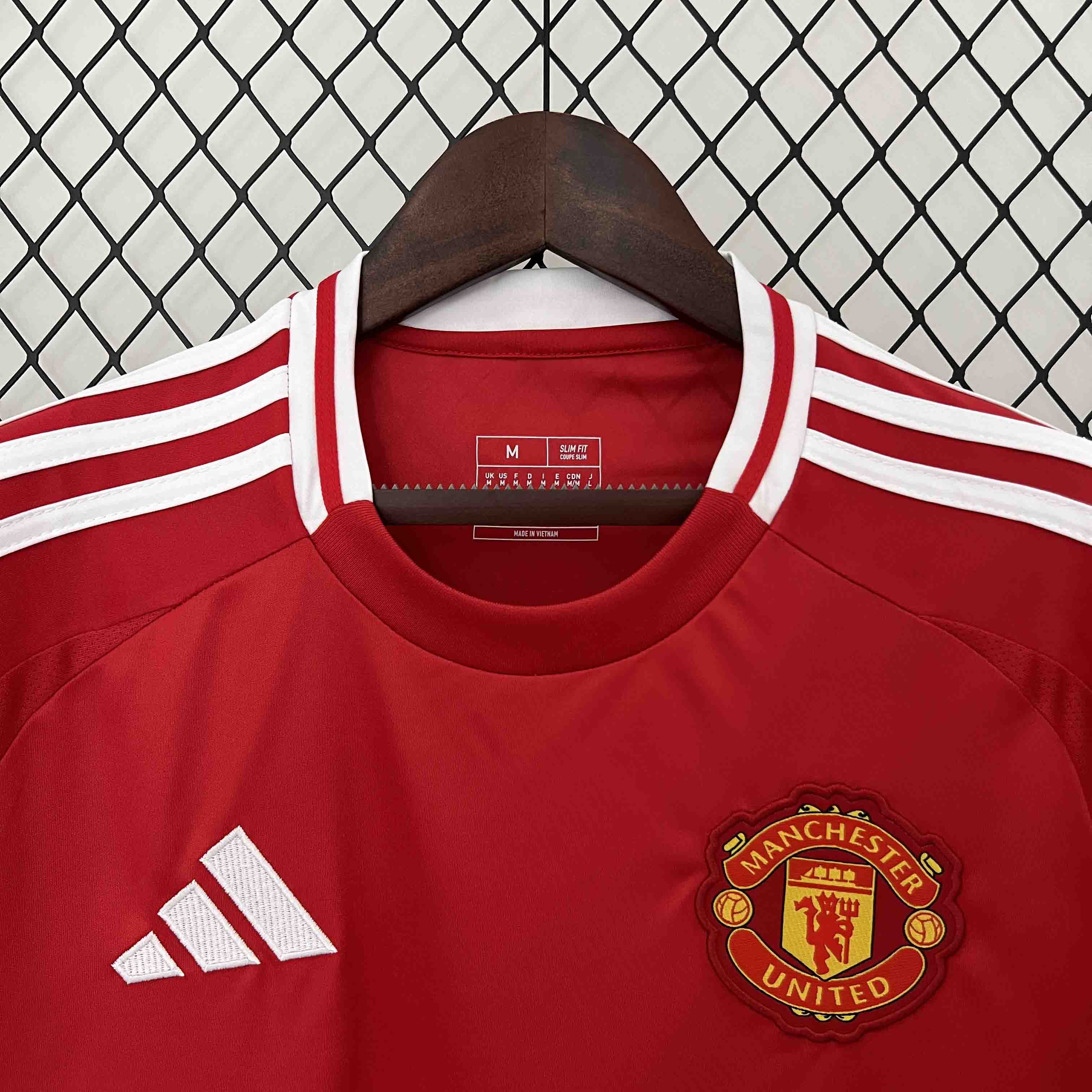 24-25 Manchester United Home Fan Version - view 5