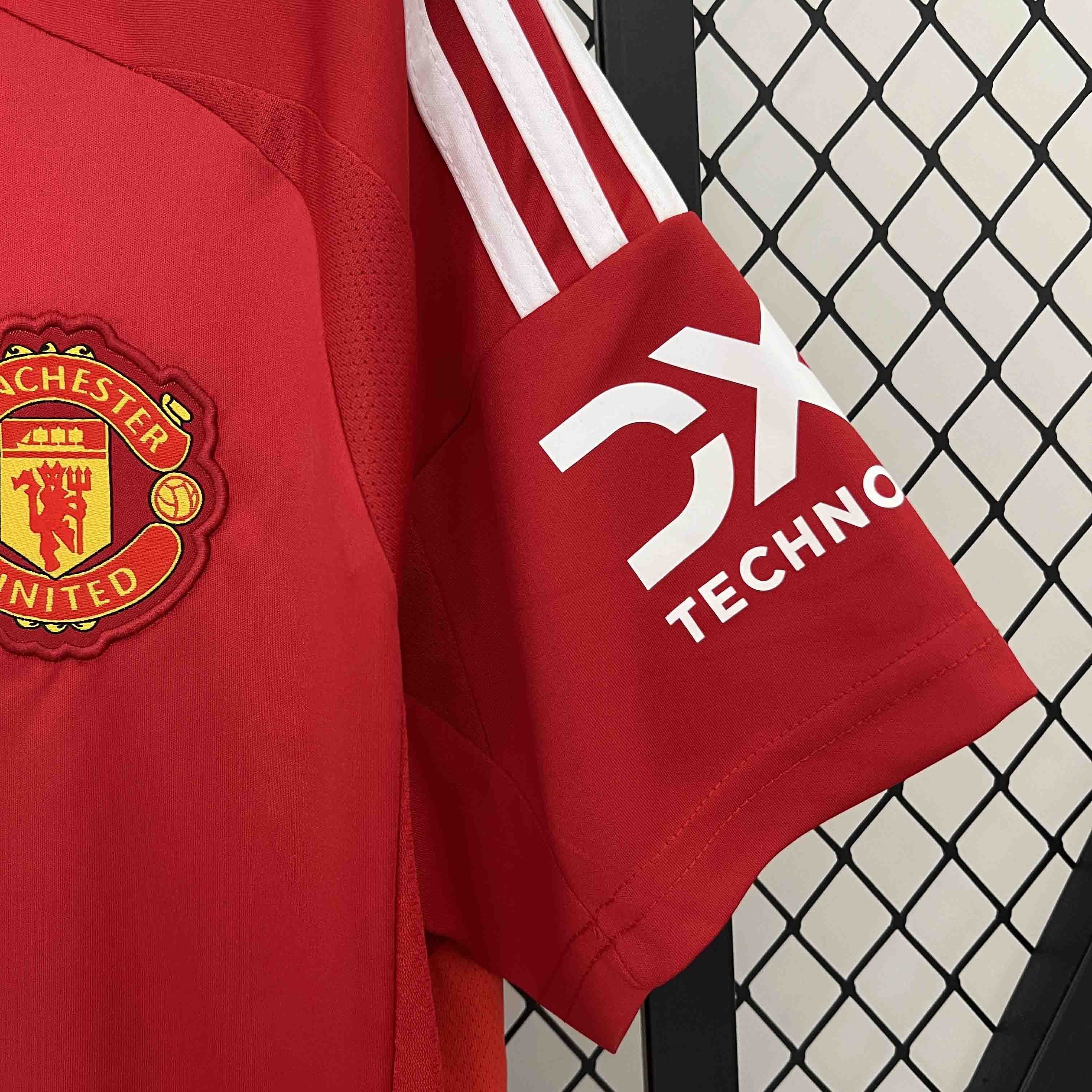 24-25 Manchester United Home Fan Version - view 8