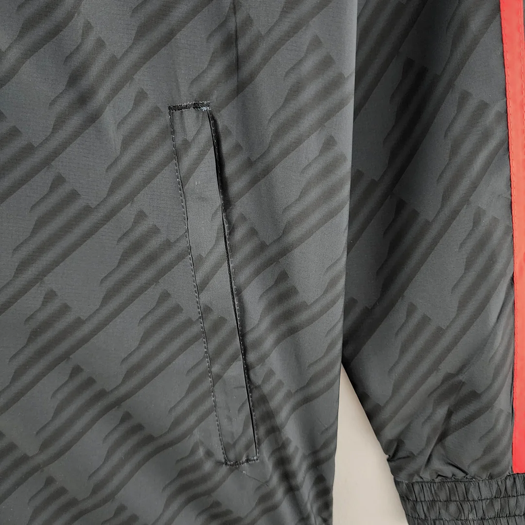 2022/2023 Manchester United Windbreaker Black Red Edge - view 8
