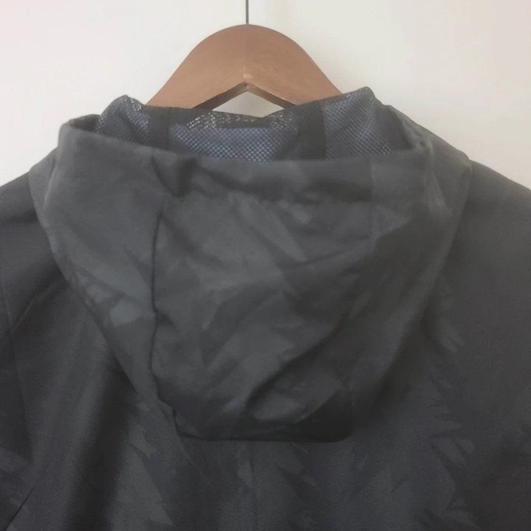 2022/2023 Manchester United Windbreaker Black White Edge - view 5