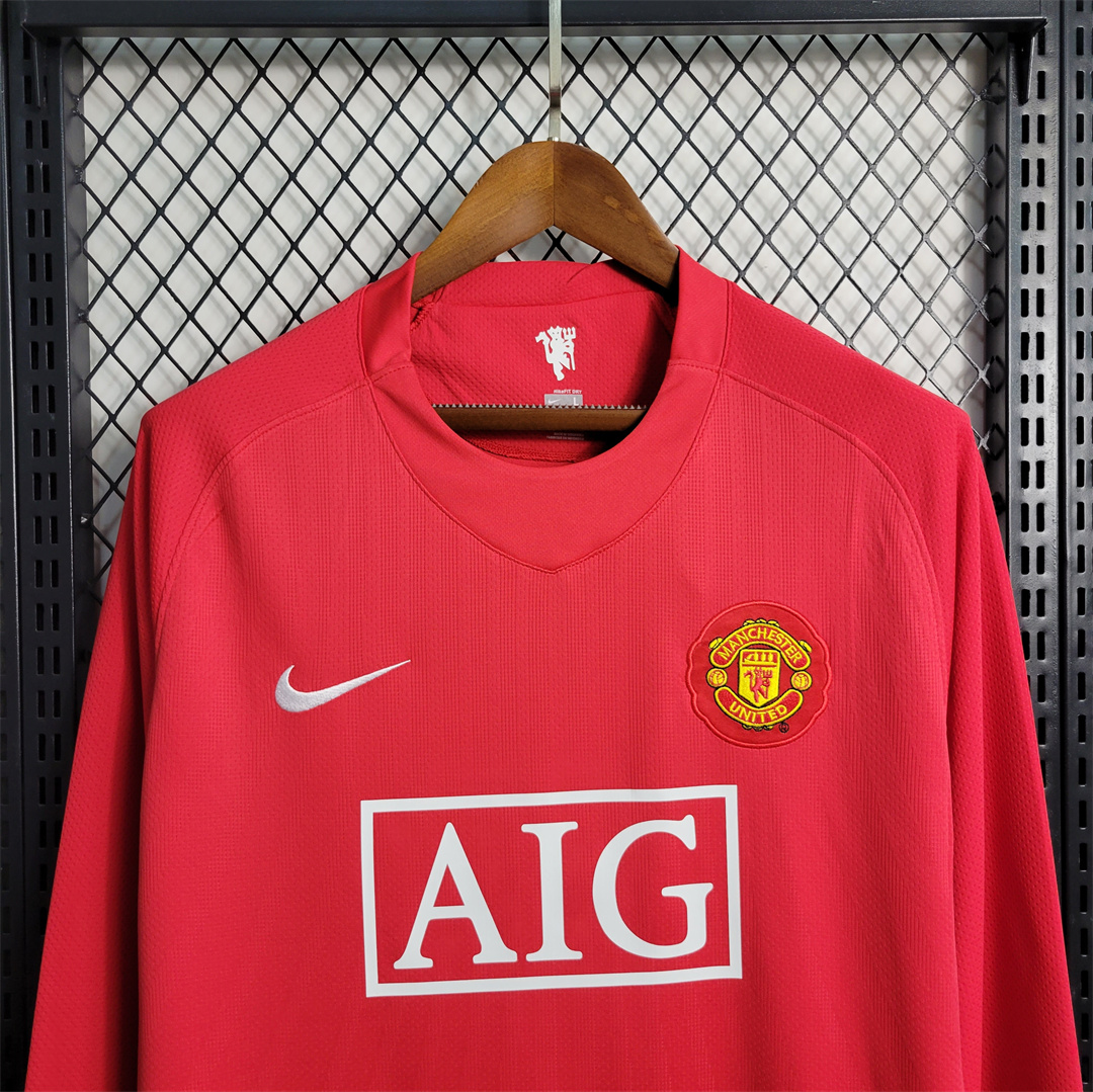 07-08 Manchester United Home Retro Jersey Long Sleeve - view 10