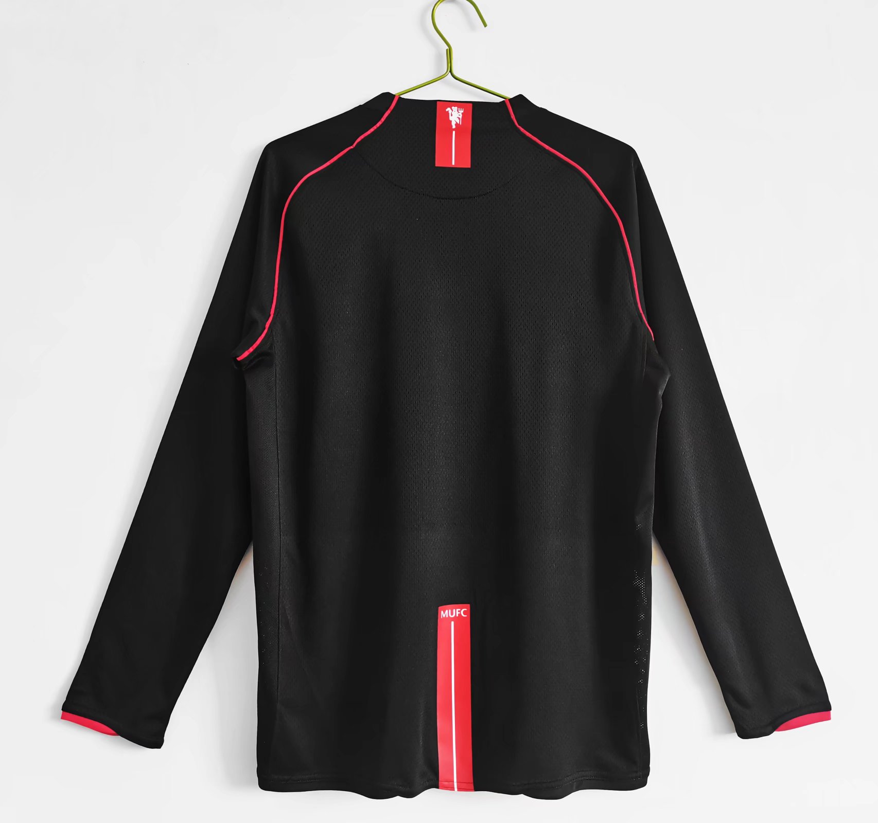 07-08 Manchester United Away Retro Jersey Long Sleeve - view 3