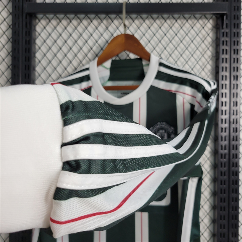 23-24 Manchester United Away Jersey Long Sleeve - view 8
