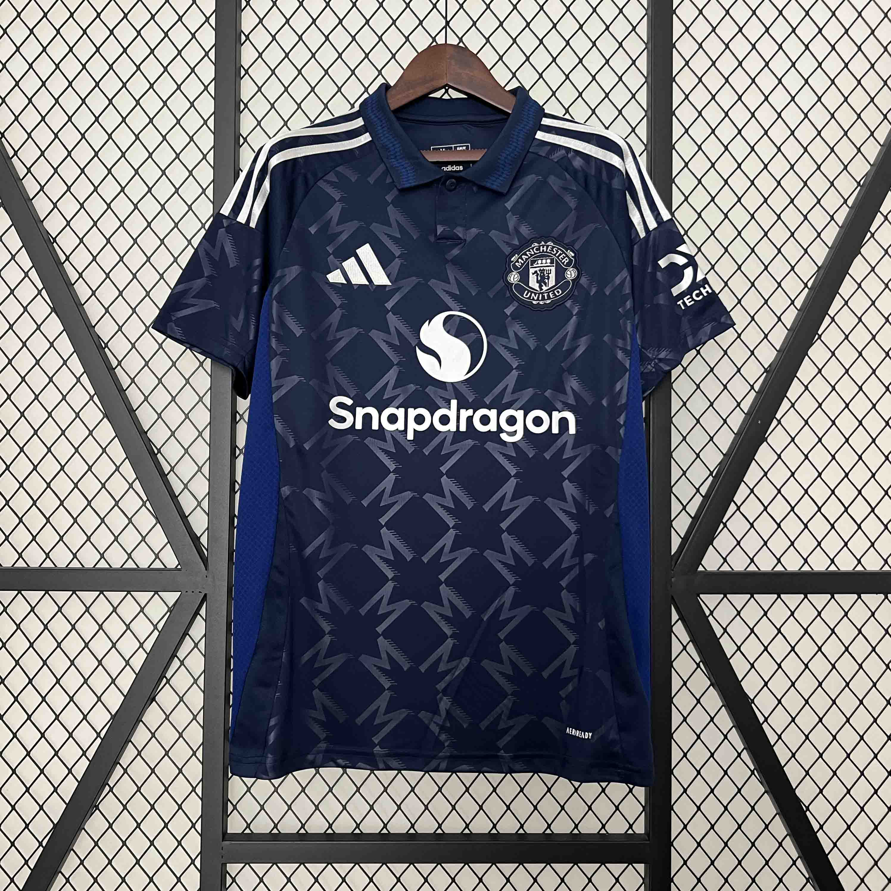 24-25 Manchester United Away Fan Version