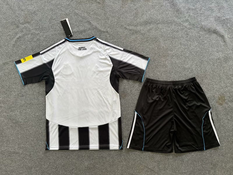 25-26 Newcastle United Home Soccer Kids Kit Jersey+Shorts - view 3