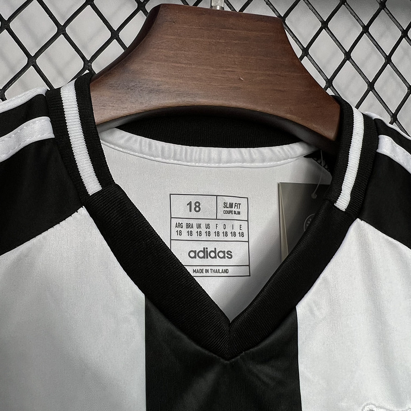 24-25 Newcastle United Home Soccer Kids Kit Jersey+Shorts - view 4