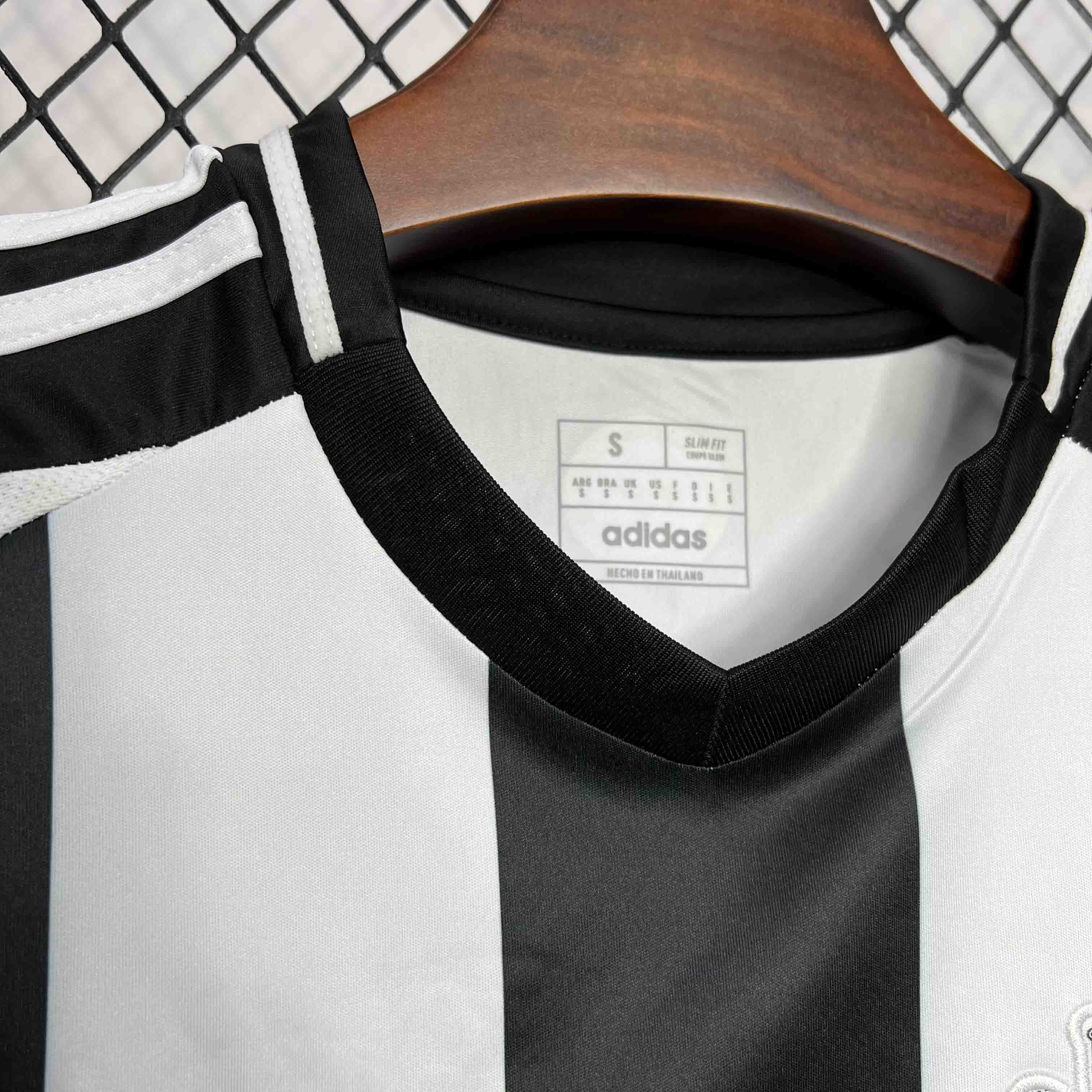 24-25 Newcastle United Home Soccer Jersey - view 7