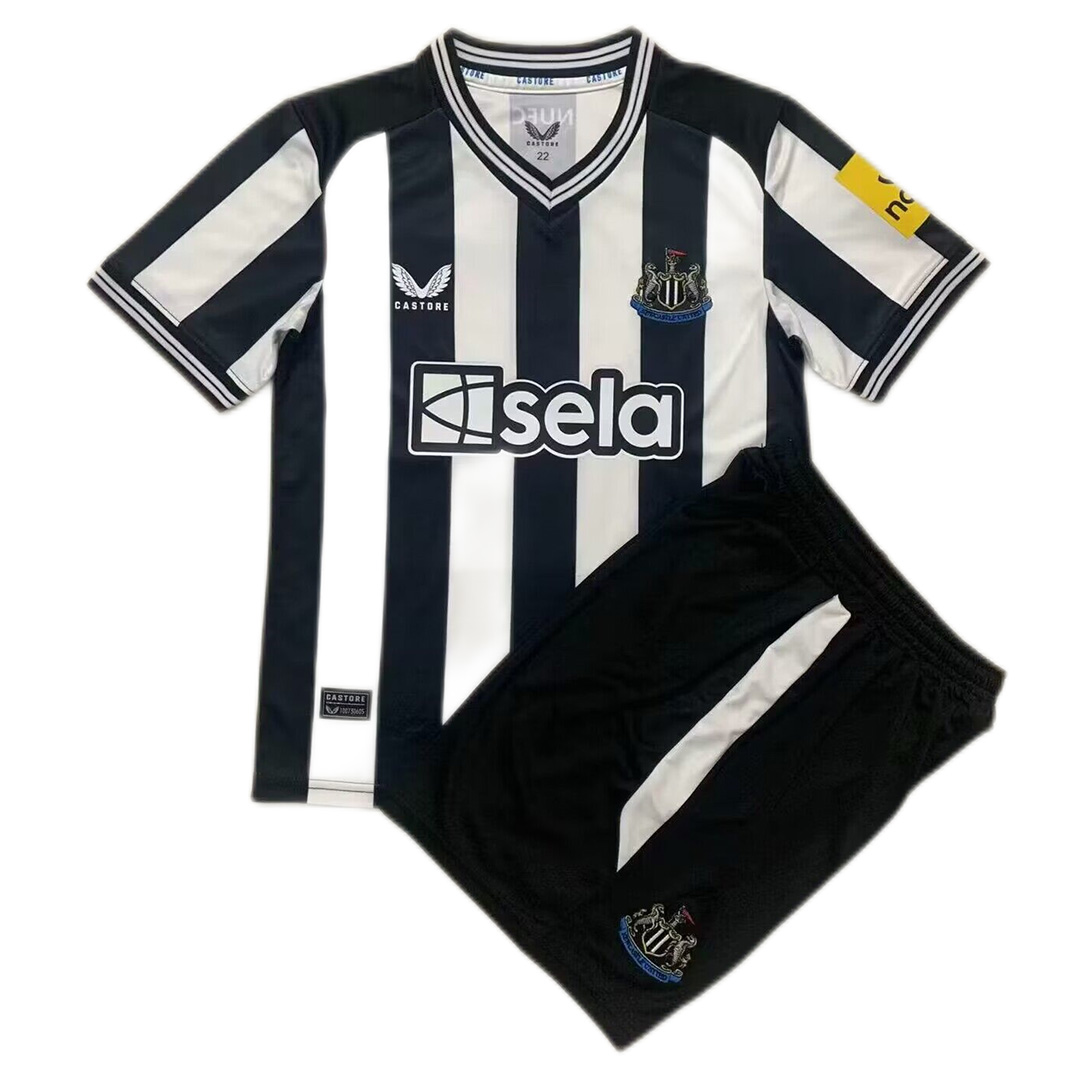 23-24 Newcastle United Home Kids Kit Jersey+Shorts - view 9