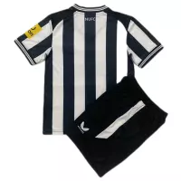 23-24 Newcastle United Home Kids Kit Jersey+Shorts - view 5