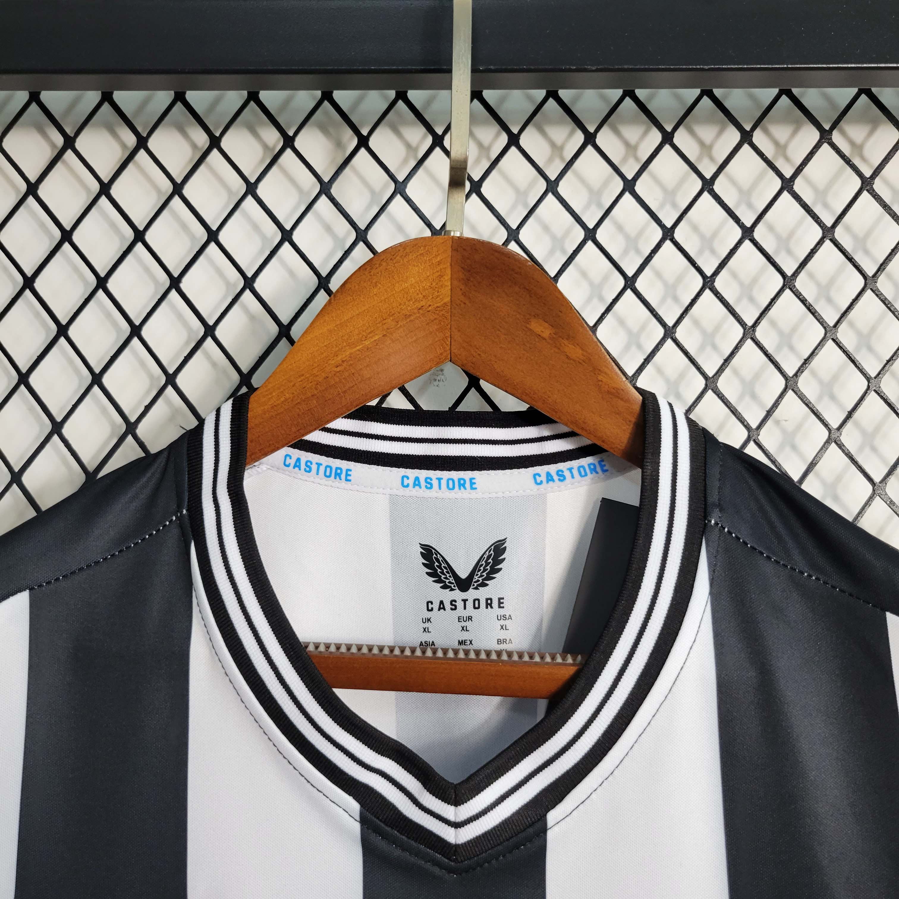 23-24 Newcastle United Home Fan Version - view 3