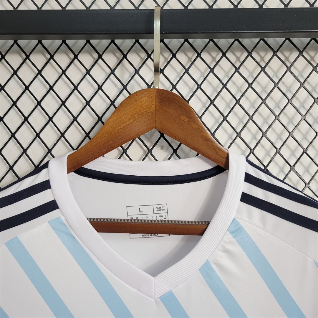 23-24 Nottingham Forest Away Jersey - view 13
