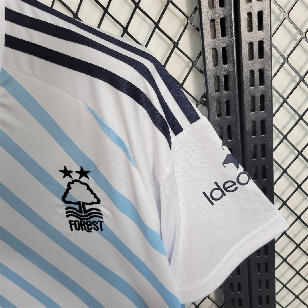 23-24 Nottingham Forest Away Jersey - view 7