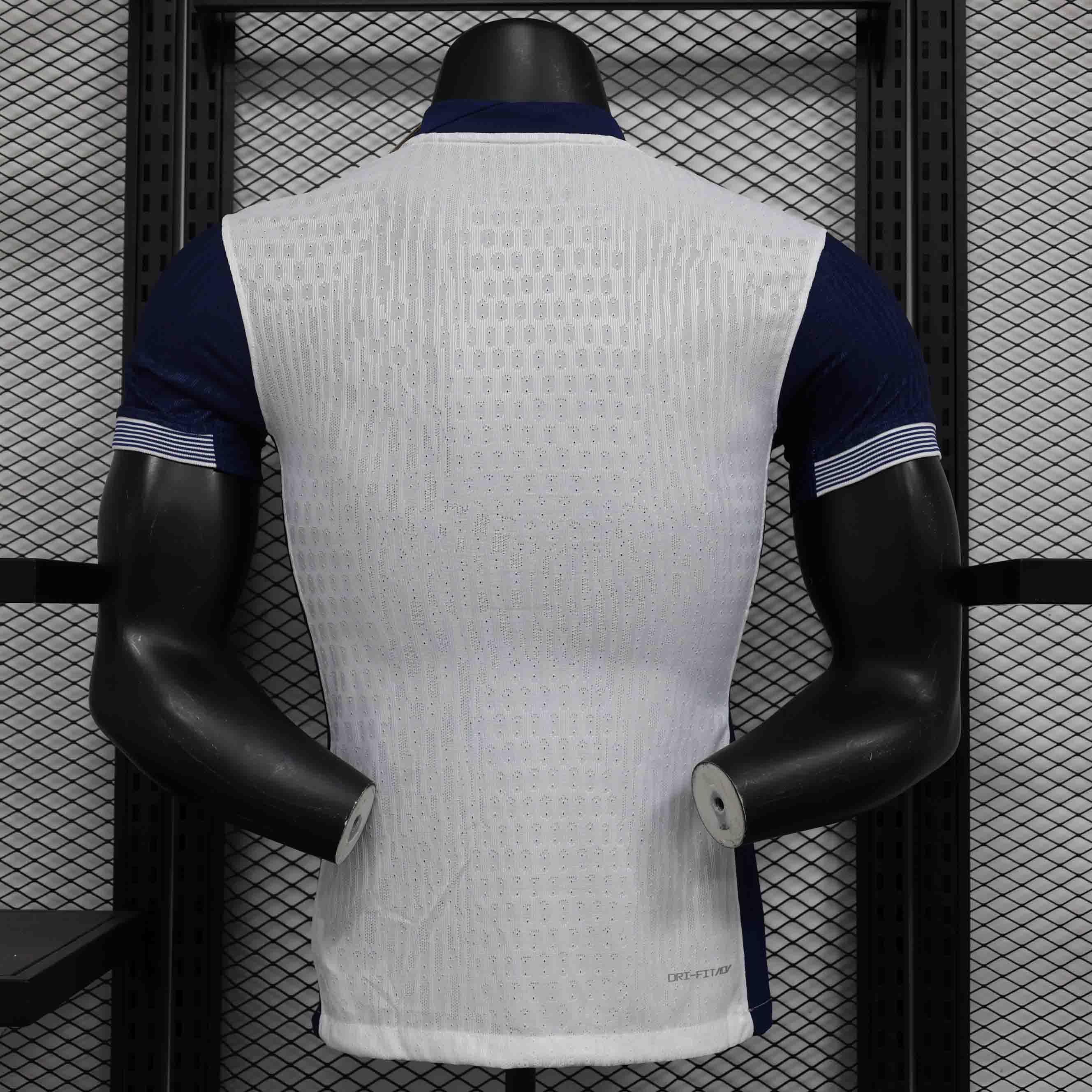 24-25 Tottenham Hotspur Home Player Version - view 3