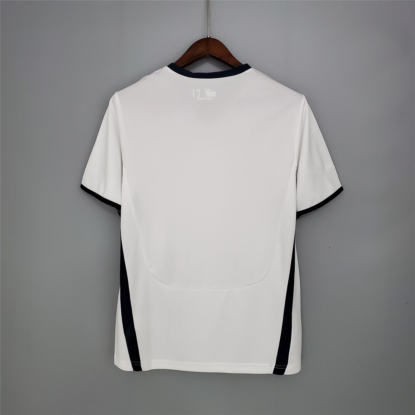 08-09 Tottenham Hotspur Home Retro Jersey - view 3
