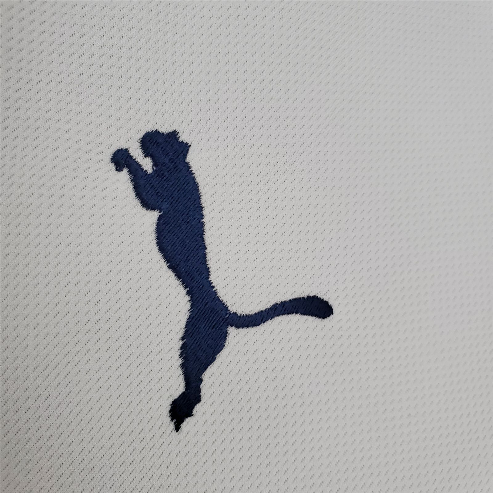 08-09 Tottenham Hotspur Home Retro Jersey - view 7