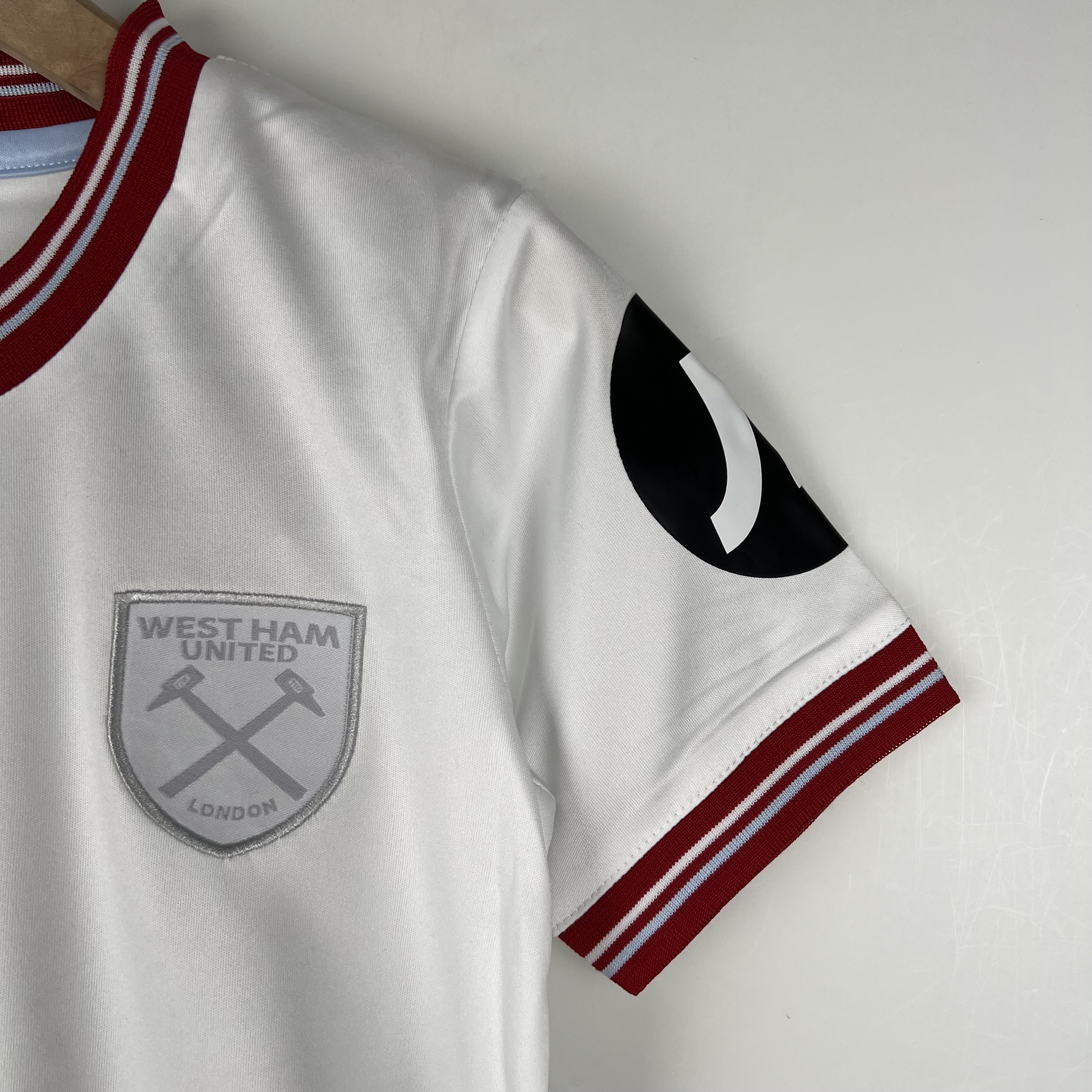 23-24 West Ham United Kids Kit Jersey+Shorts - view 4