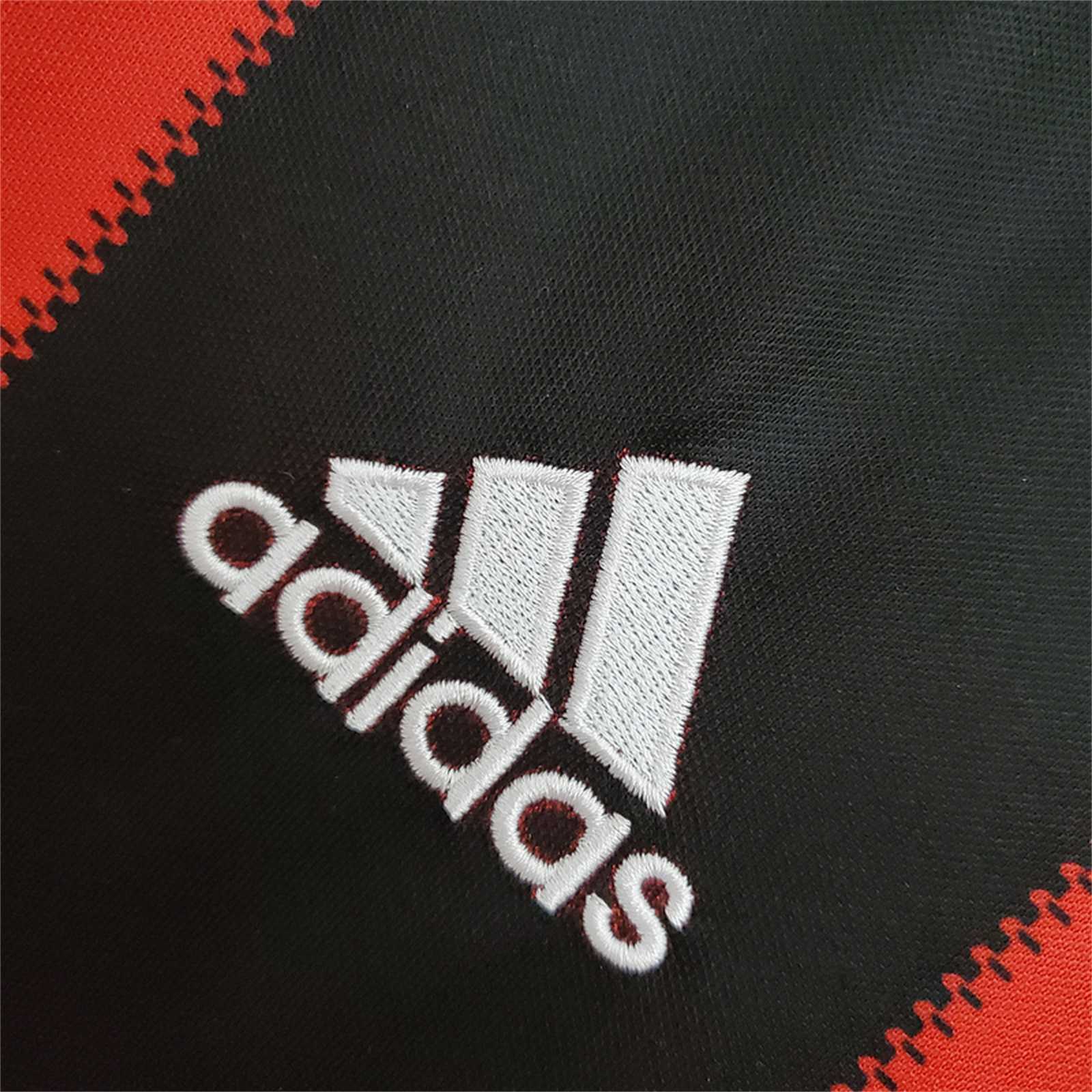 2010-11 AC Milan  Retro Jersey Home - view 6