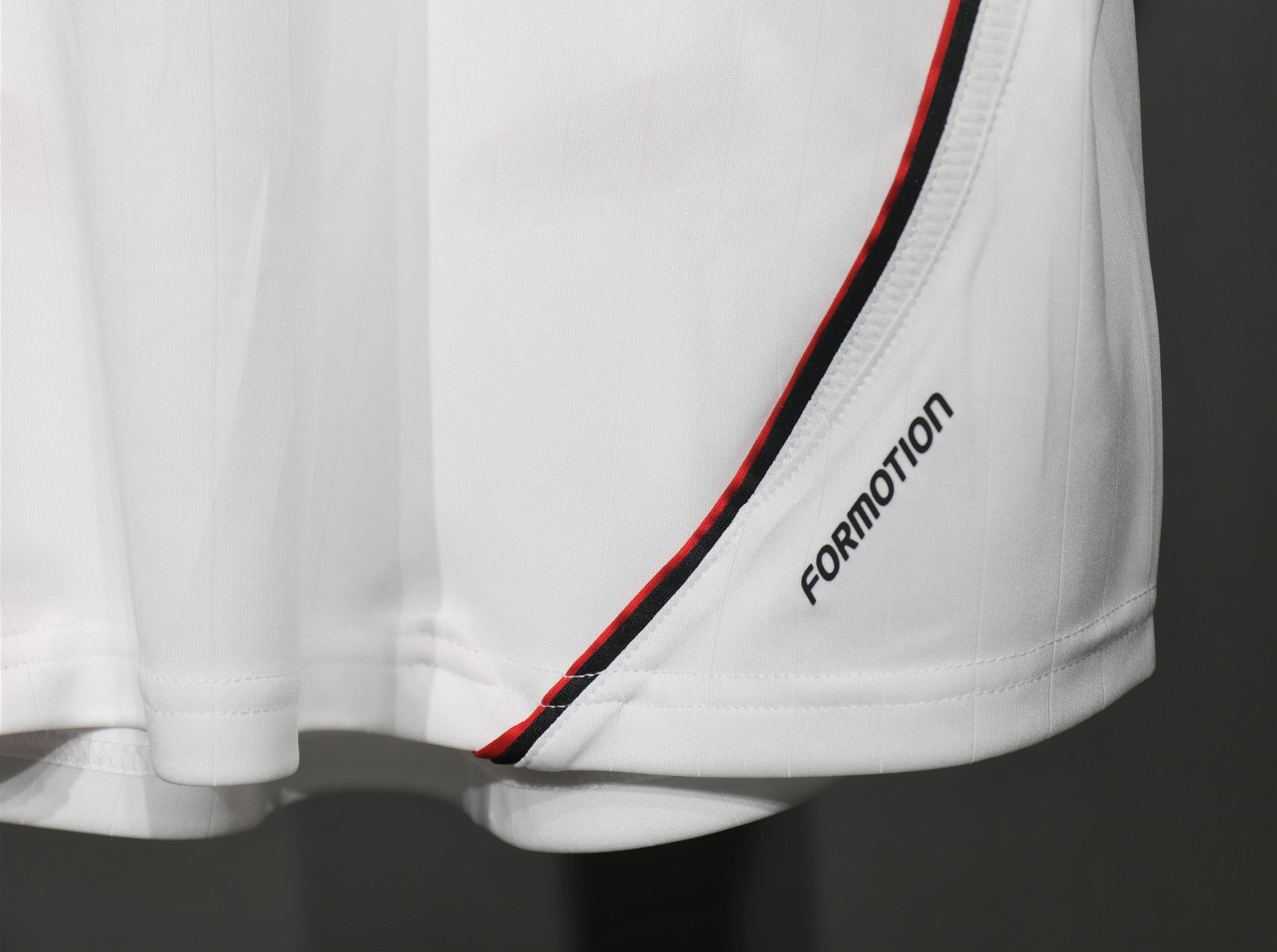 AC Milan Retro Jersey Away Player Version 2006/07 - view 5
