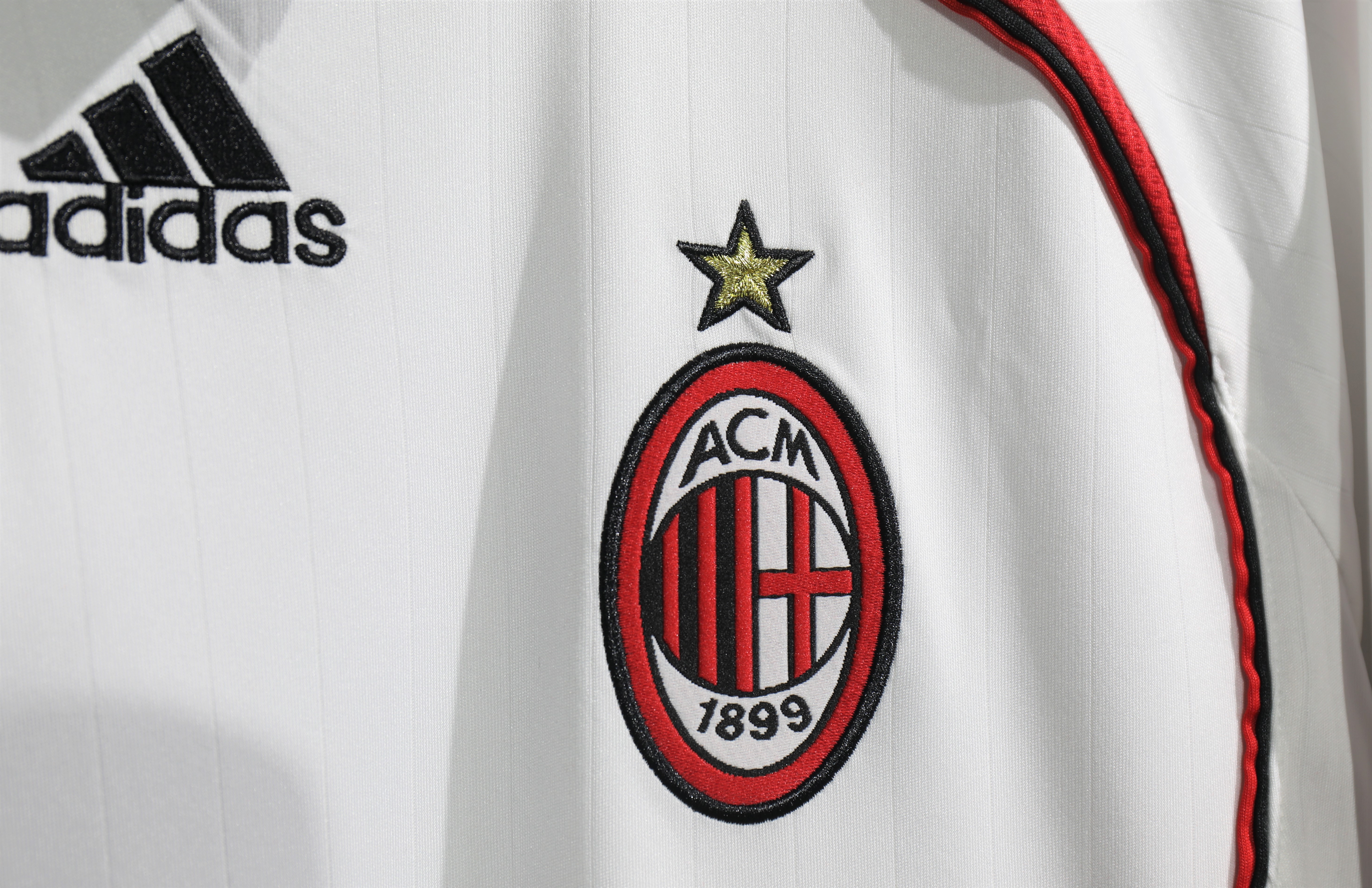AC Milan Retro Jersey Away Player Version 2006/07 - view 10