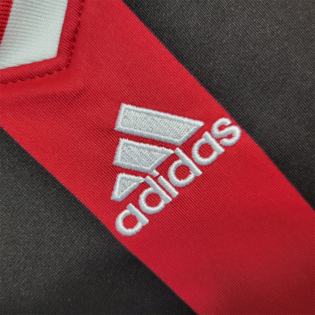 2009-10 AC Milan  Retro Jersey Home - view 11