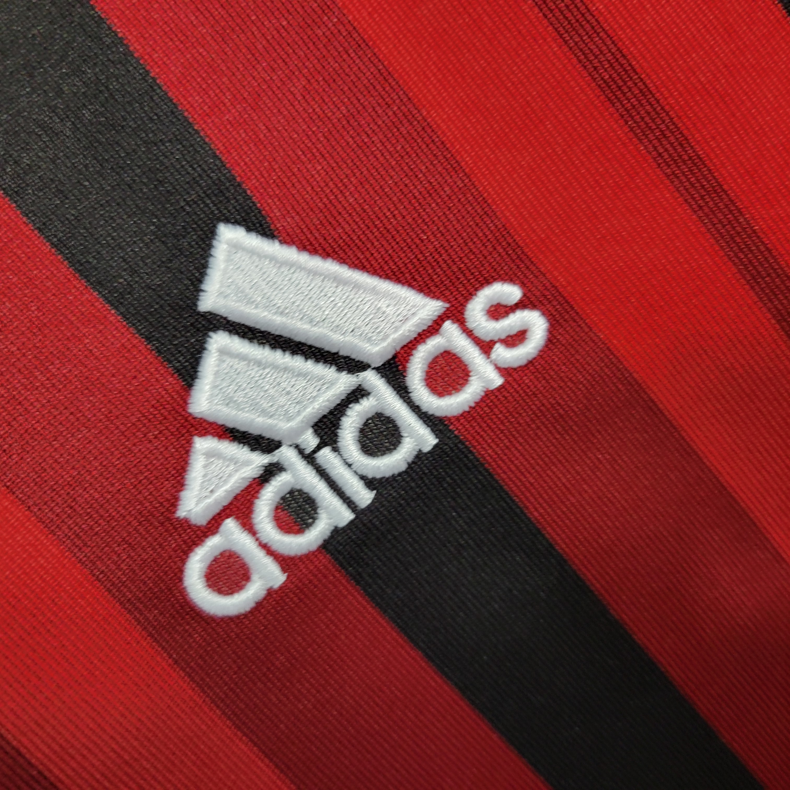 2014-15 AC Milan  Retro Jersey Home - view 5