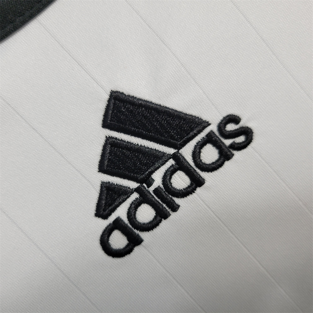 06-07 AC Milan UCL Final Retro Jersey Away Long Sleeve - view 4