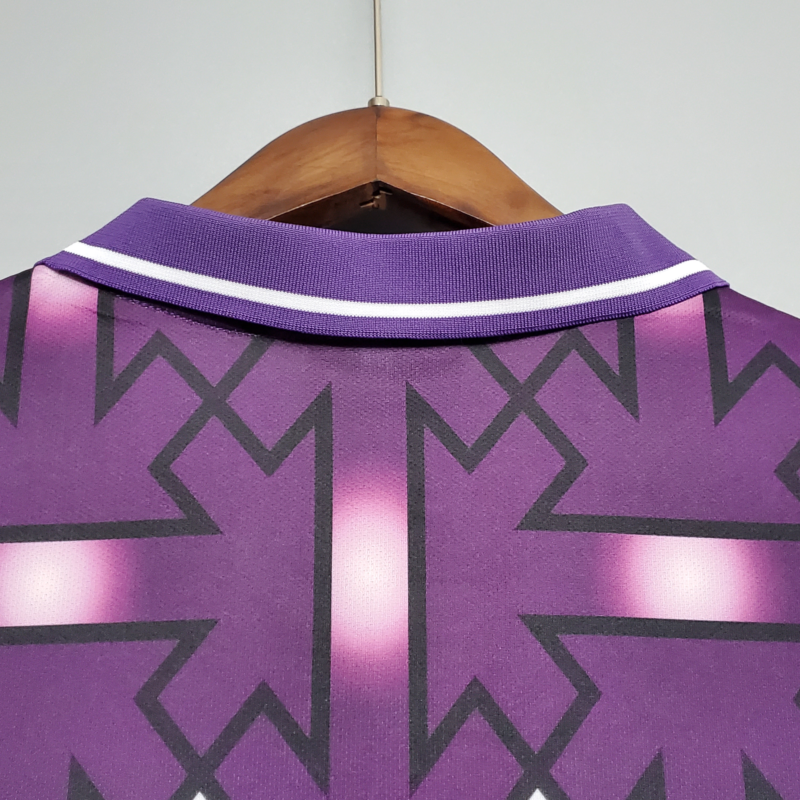 1992-1993 Fiorentina Soccer Away Jersey Retro Version - view 6