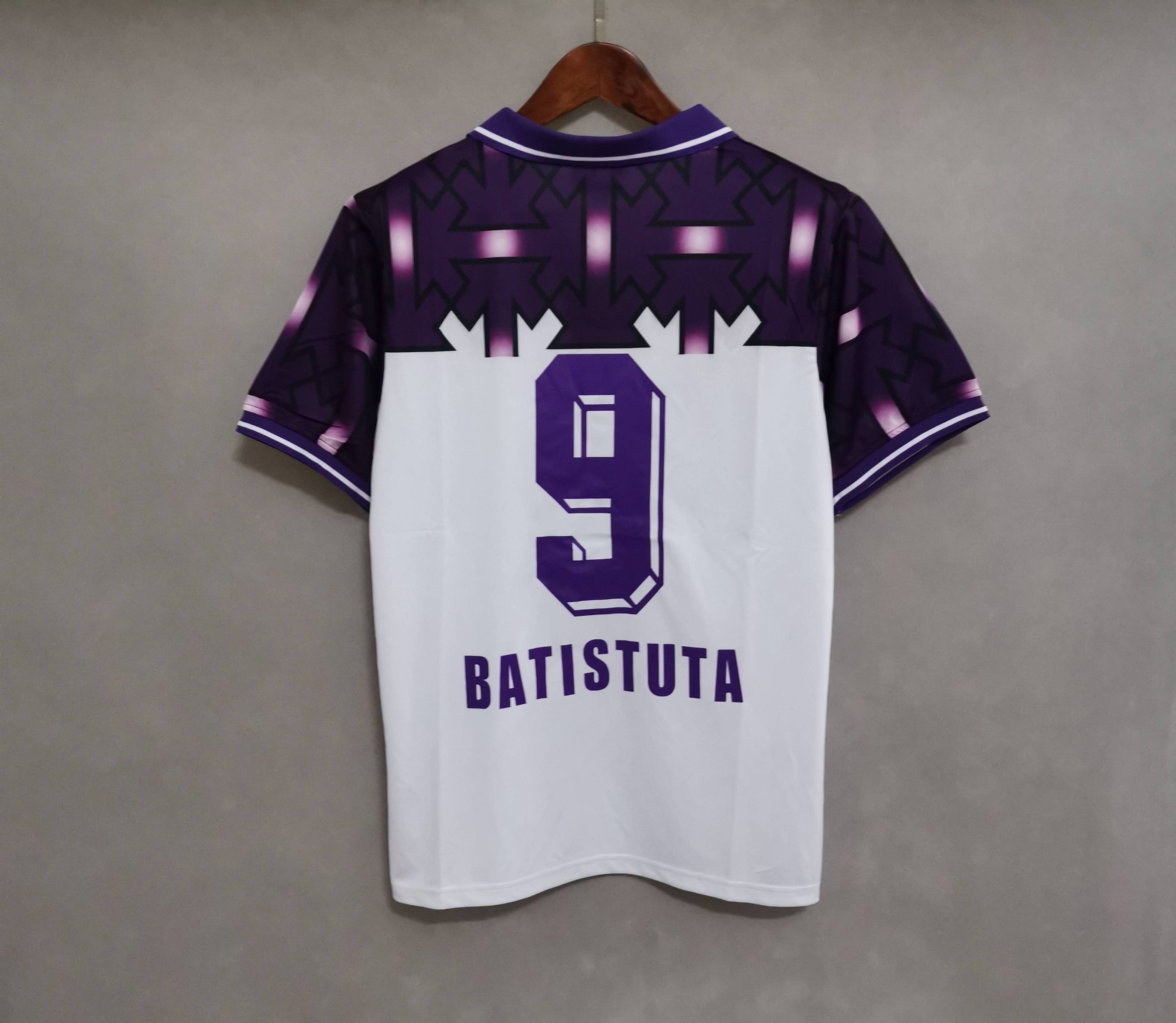 1992-1993 Fiorentina Soccer Away Jersey Retro Version - view 9