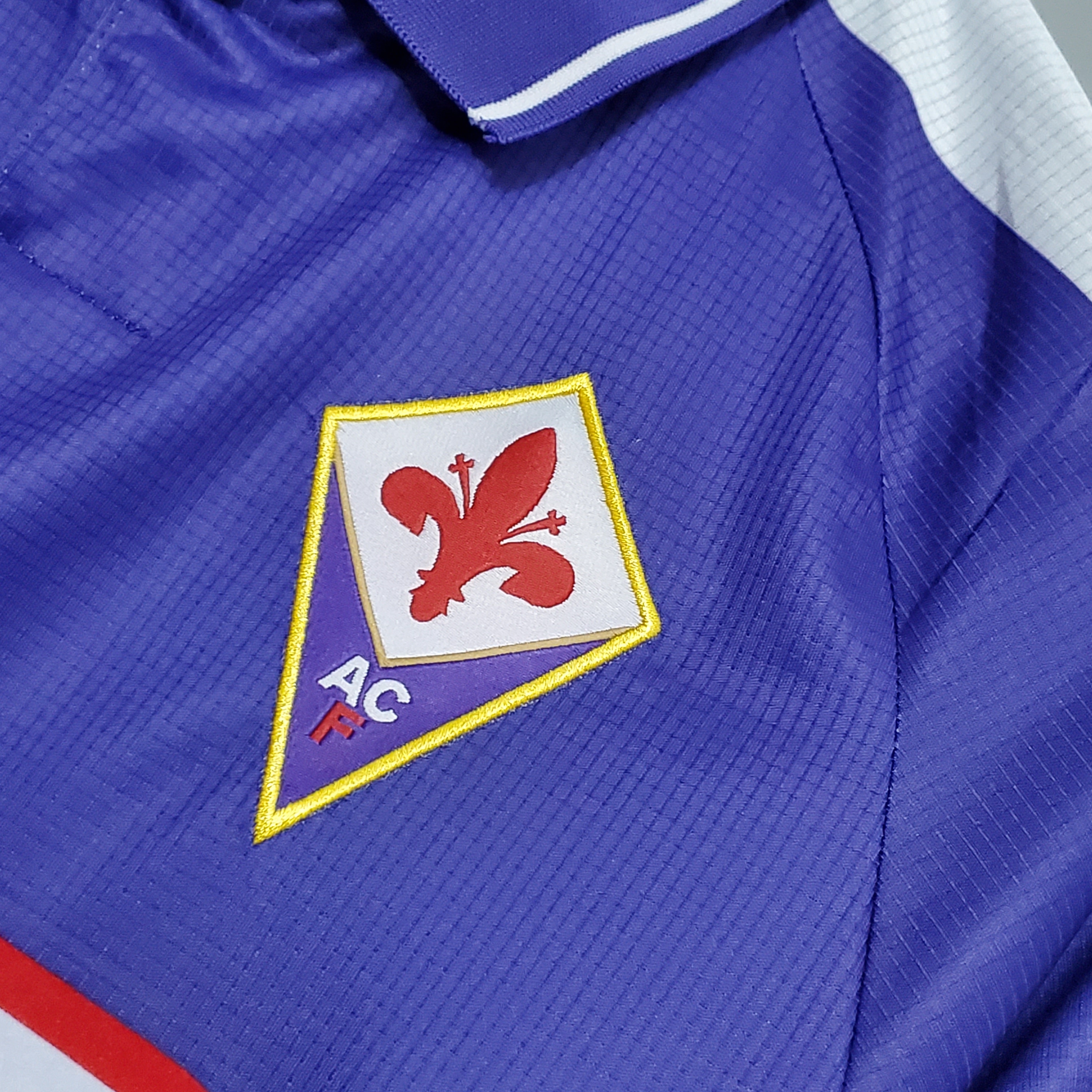 1998-1999 Fiorentina Soccer Home Jersey Retro Version - view 4