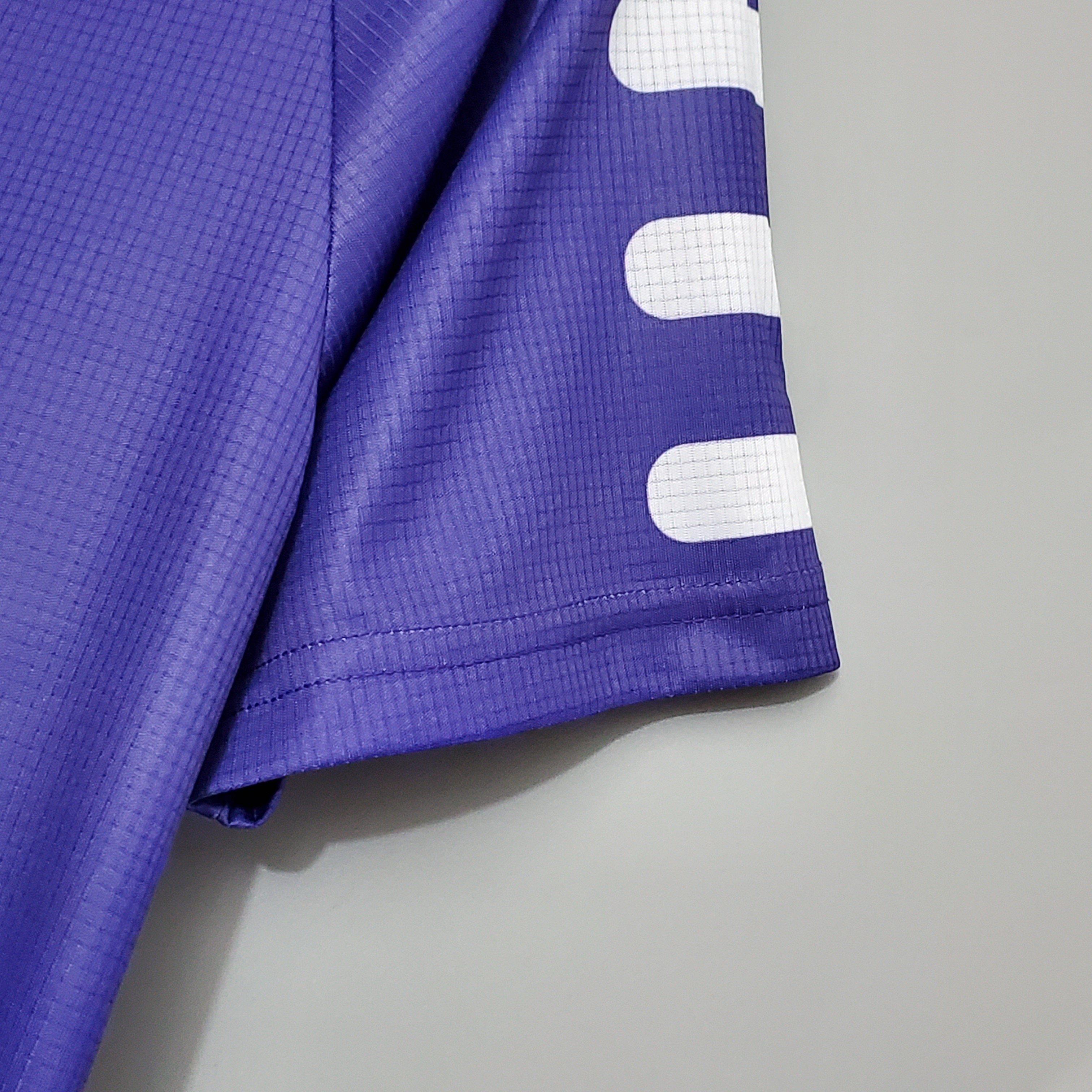 1998-1999 Fiorentina Soccer Home Jersey Retro Version - view 6