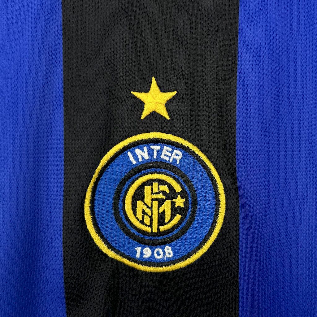 04-05 Inter Milan Retro Jersey Home - view 6