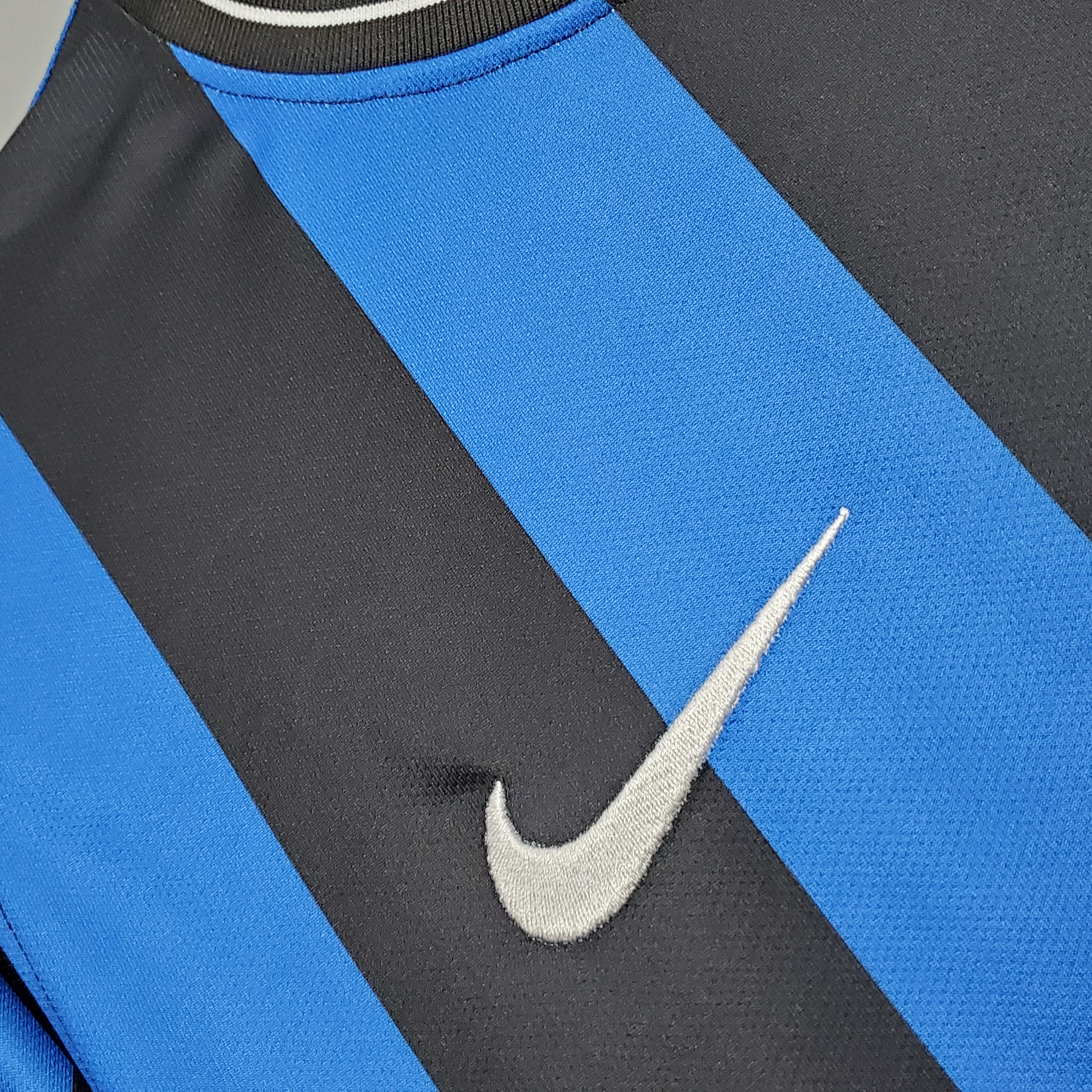 09-10 Inter Milan Retro Jersey Home UCL Finals - view 14