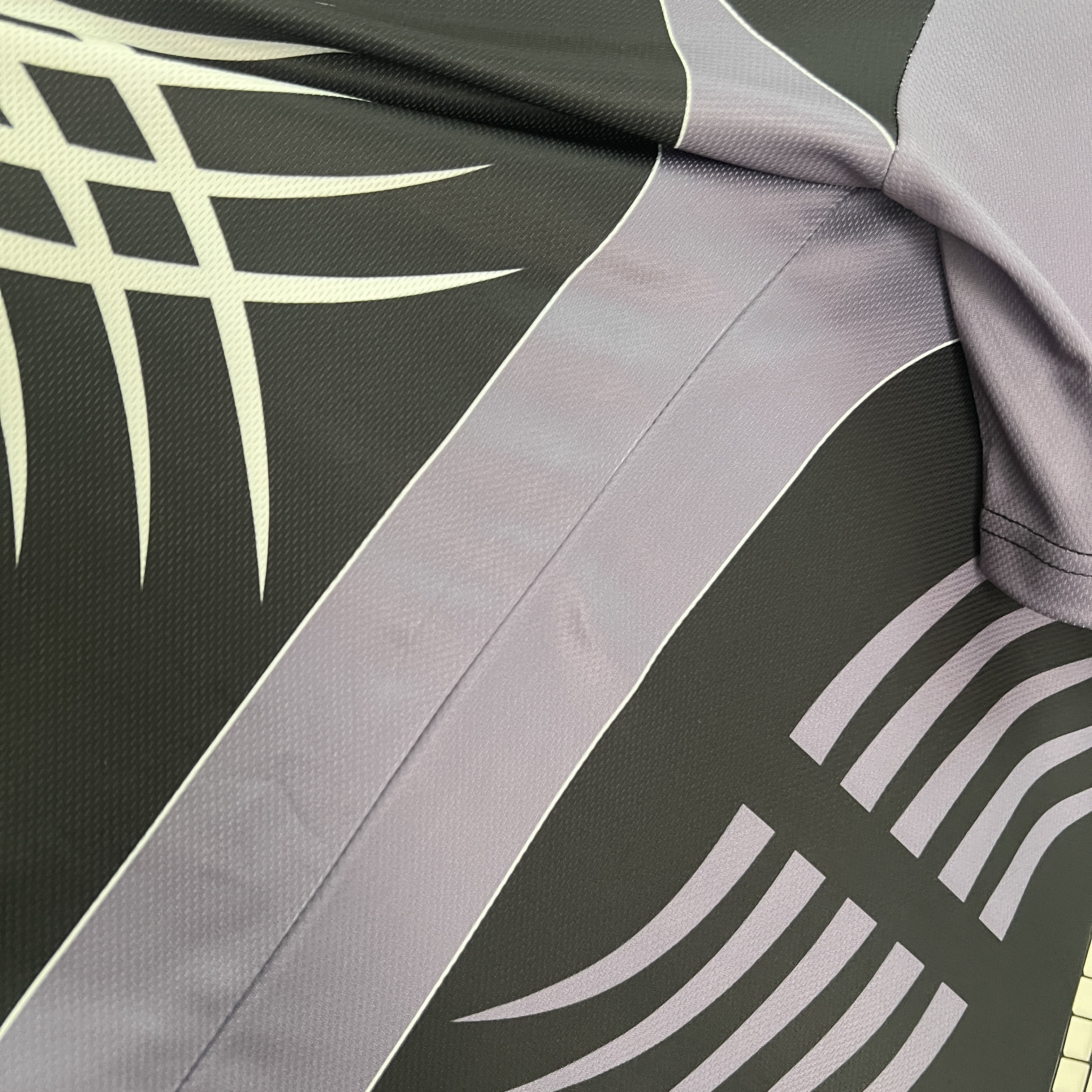 01-02 Juventus Goalkeeper Retro Soccer Jersey - view 7