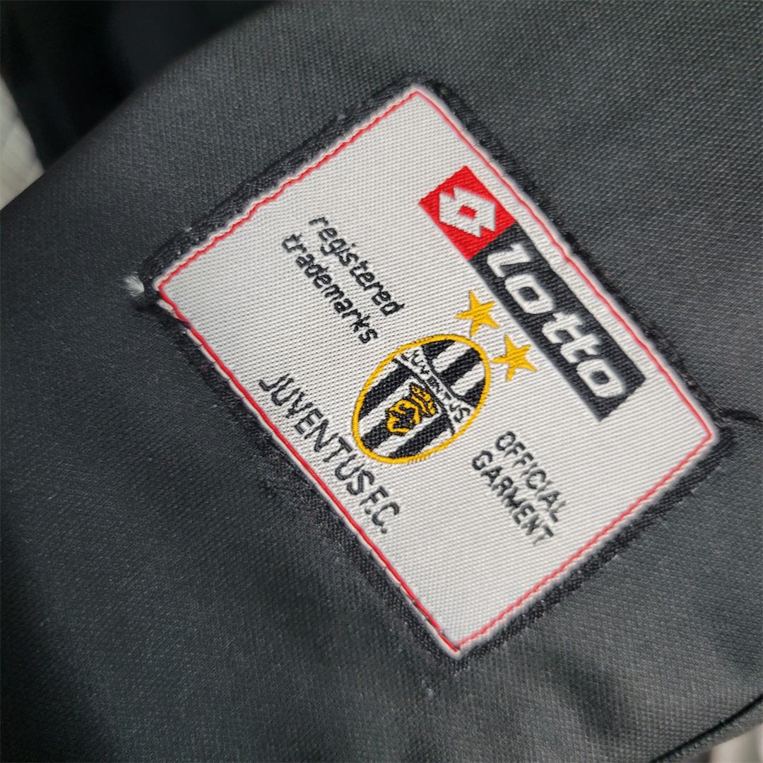 01-02 Juventus Away Retro Soccer Jersey - view 3