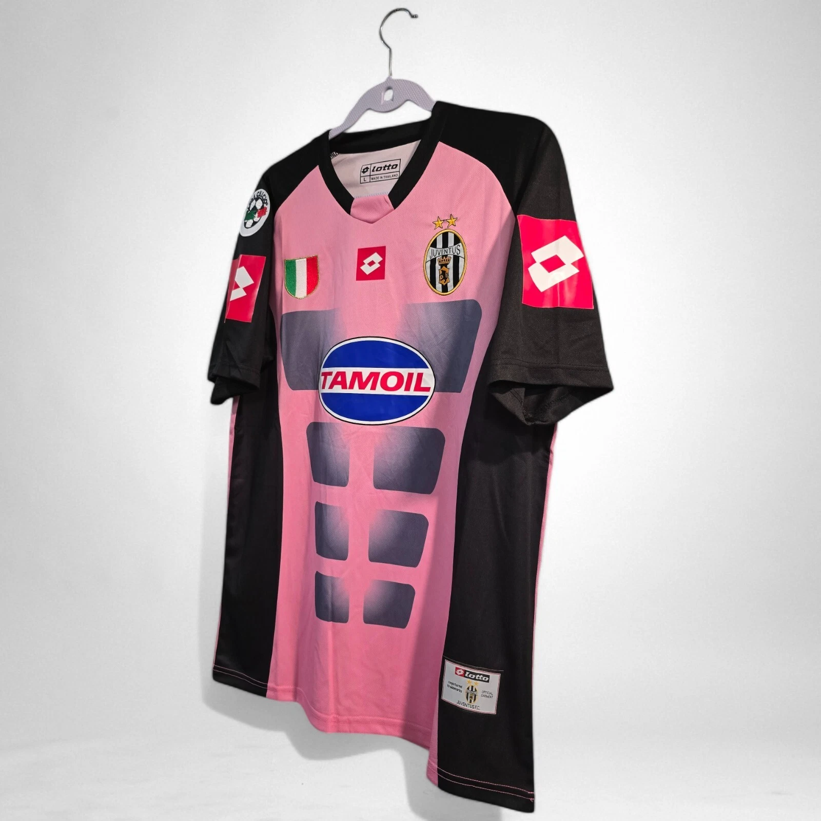 02-03 Juventus Goalkeeper Retro Jersey Pink - view 3
