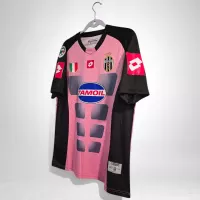 02-03 Juventus Goalkeeper Retro Jersey Pink - view 3