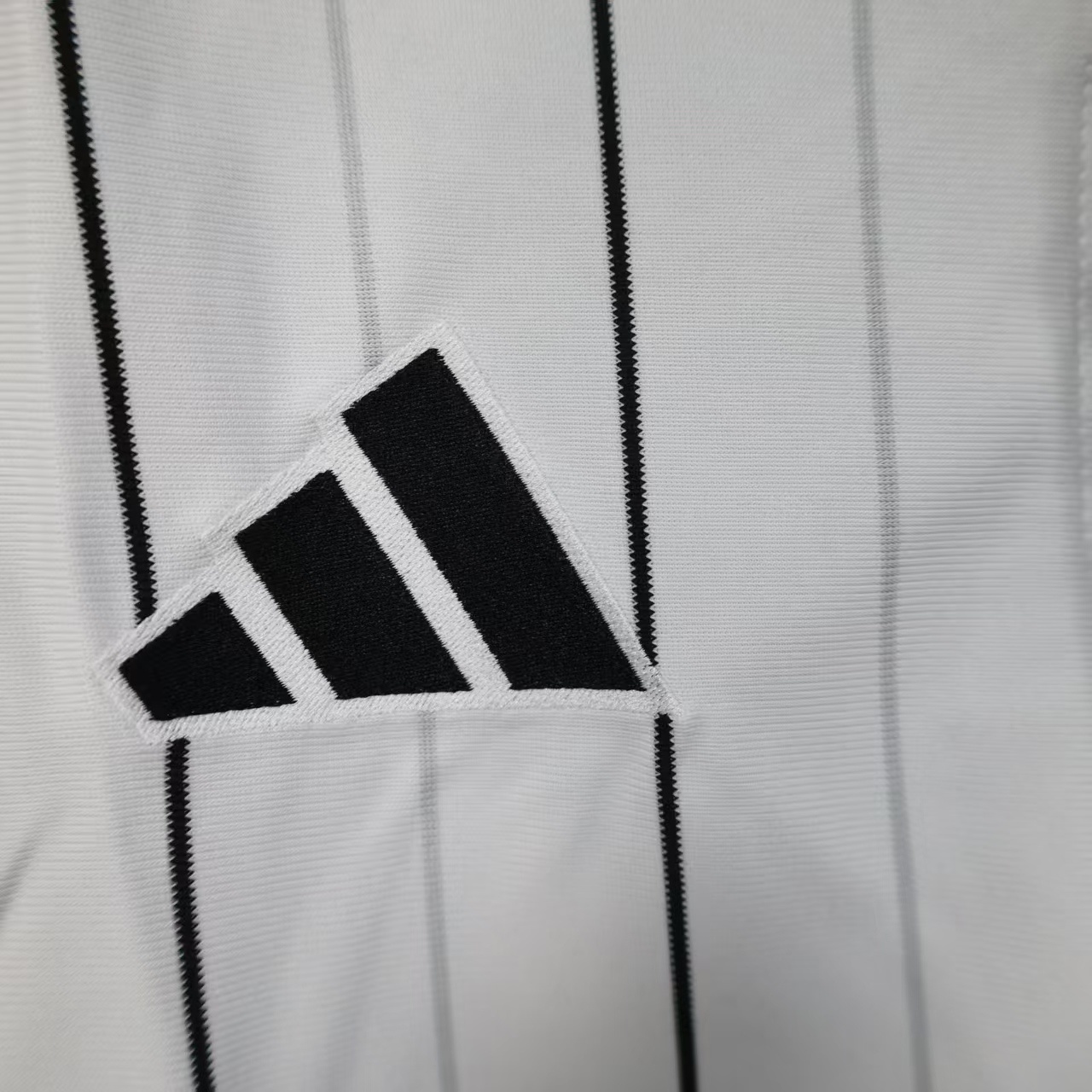 25-26 Juventus Basebal Soccer Jersey - view 11