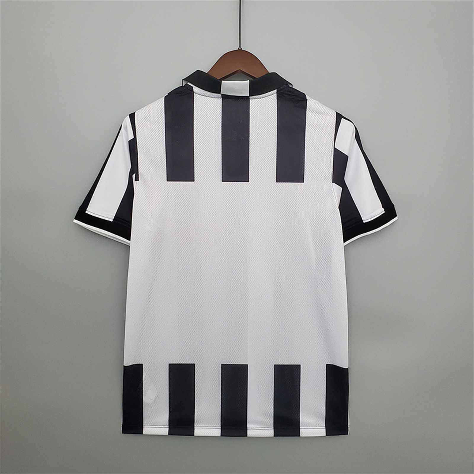 14-15 Juventus Home Retro Soccer Jersey - view 3