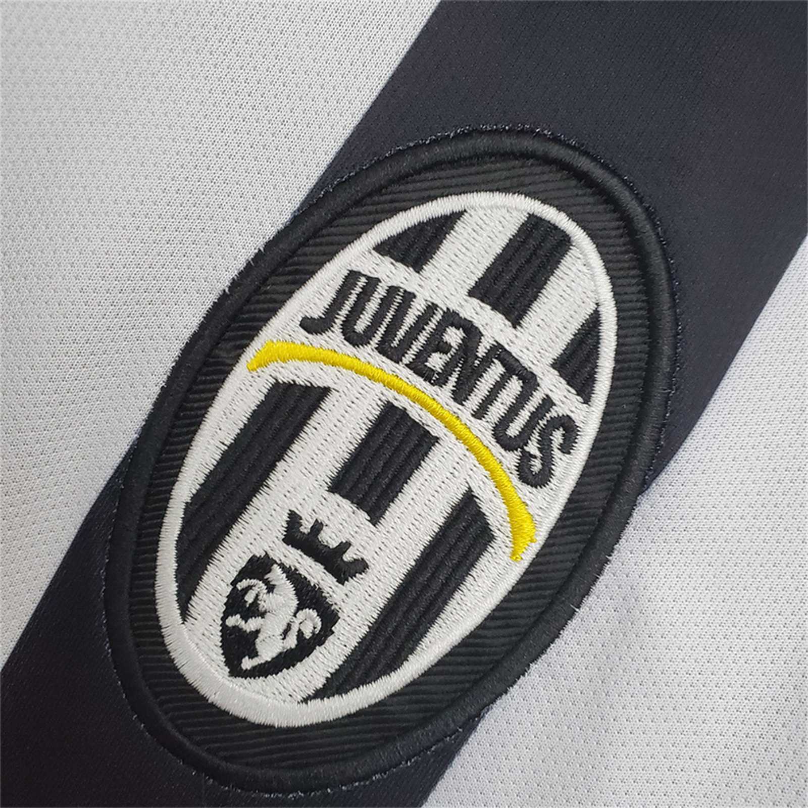 14-15 Juventus Home Retro Soccer Jersey - view 9